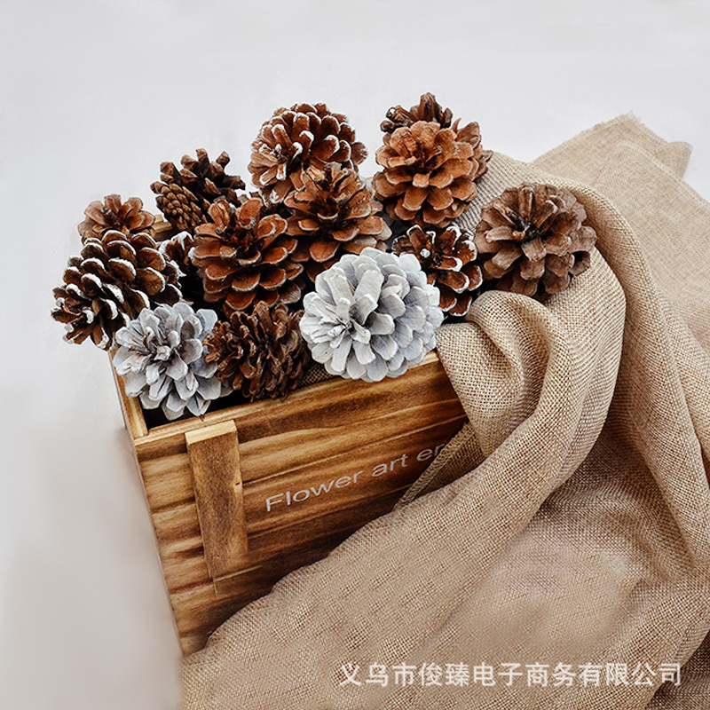 Natural pine fruit Christmas tree flower arrangement accessories…