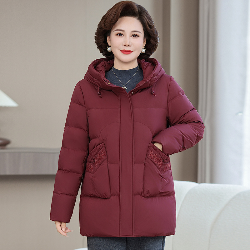 专柜正品防寒羽绒服女25冬装时尚绣花中年妈妈加厚保暖白鸭绒外套