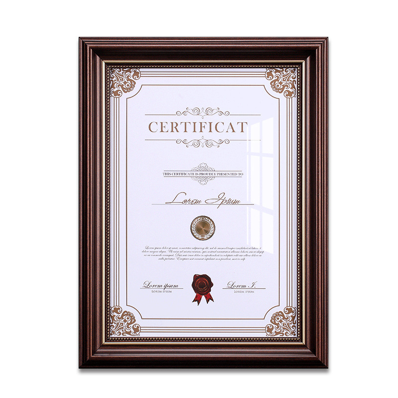 Темно-коричневый