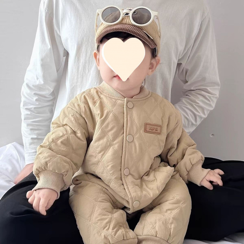 婴儿衣服冬装保暖宝宝夹棉连体衣秋冬季婴幼儿满月外出冬天棉服