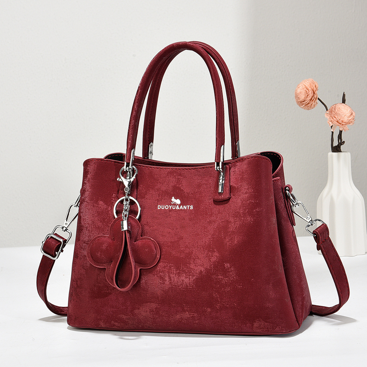 Bolso femenino transfronterizo 2025 nuevo estilo de moda europea y americana retro bolso de mensajero de hombro al por mayor