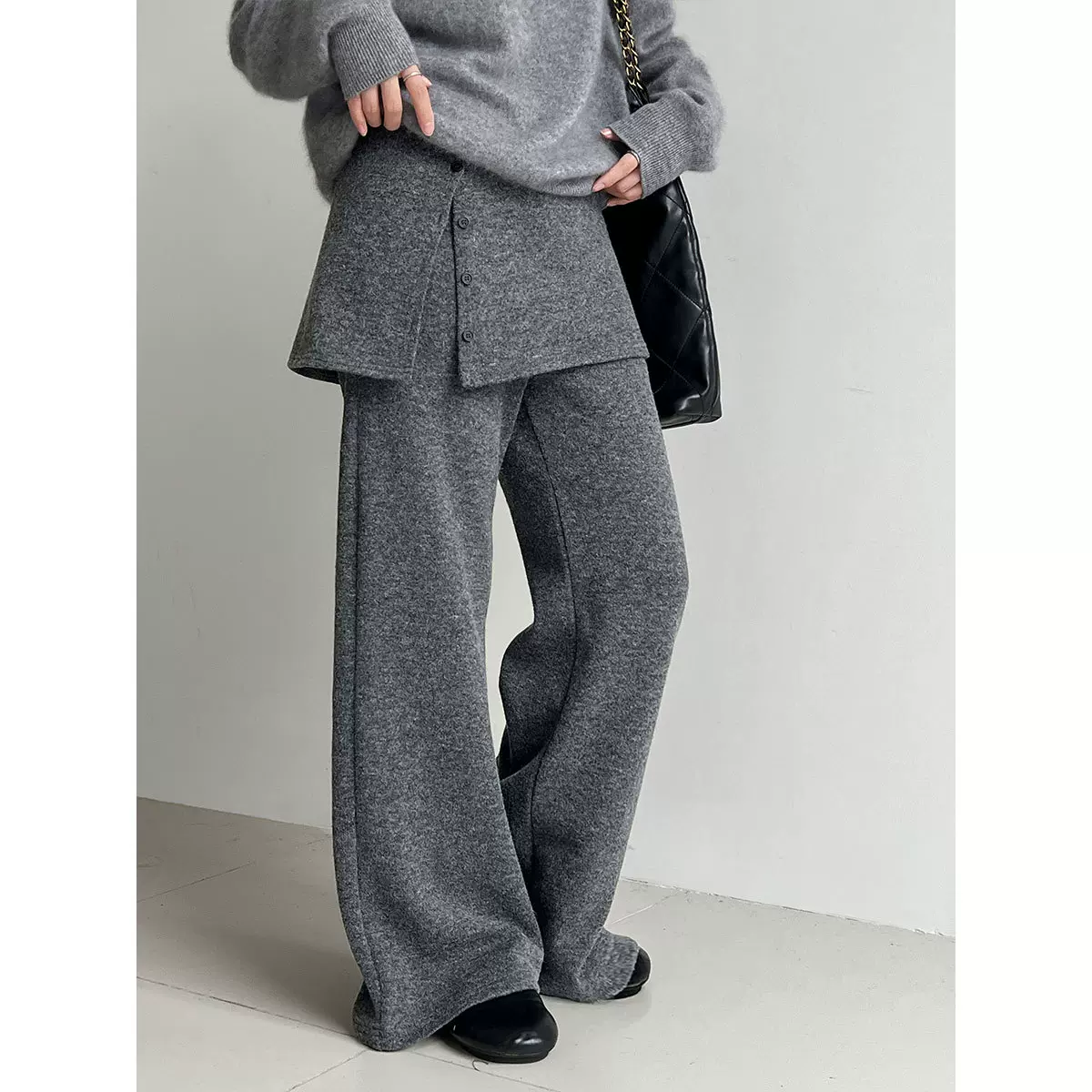 鹿西 韩版时髦屁帘裤女2025秋冬新款松弛显瘦喇叭裤休闲长裤2111