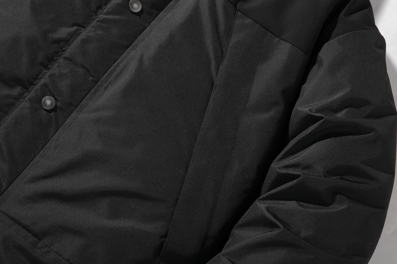 Men's Down Jacket Beijing Style Spliced Hooded Winter Coat_voghion.com