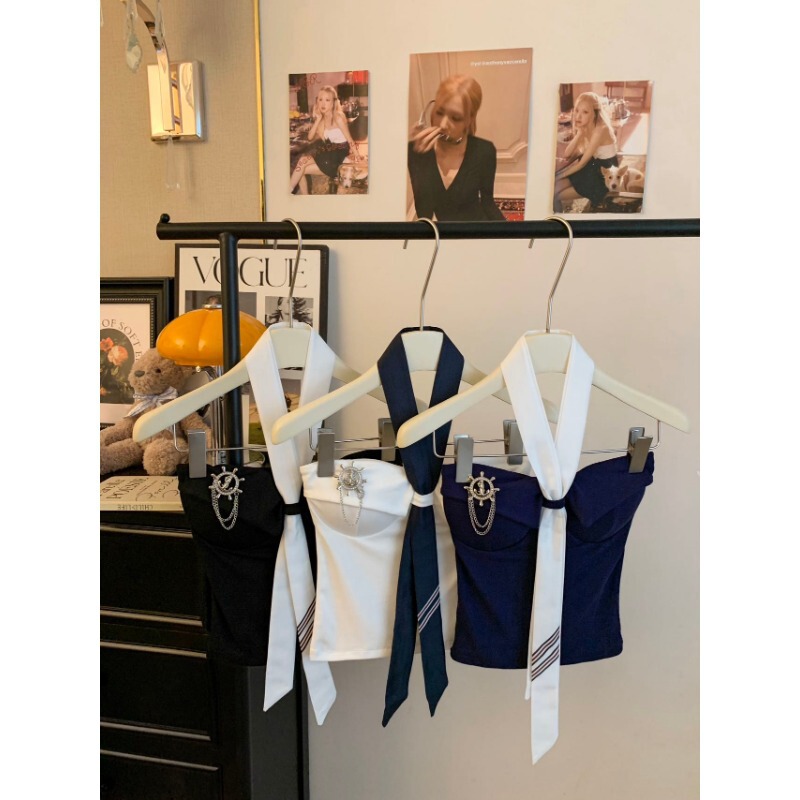 College-style halter neck tie tube top for women, summer, with chest pads, slim fit, stylish inner wear, trendy top