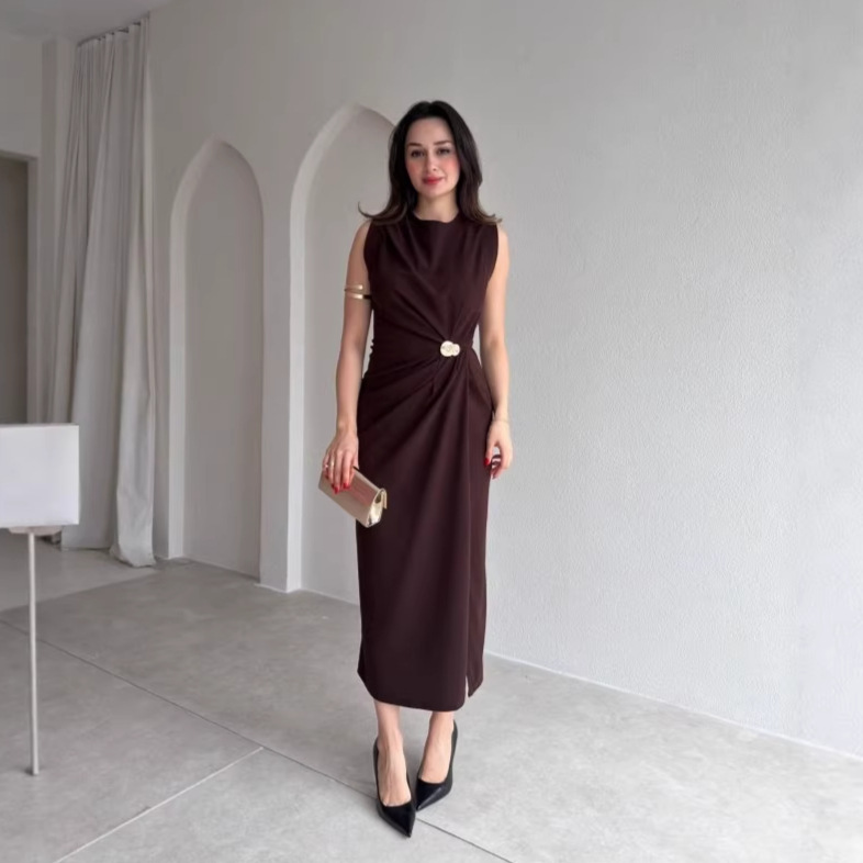 2026 European and American Amazon Cross-Border Foreign Trade Women's New Style Intellectual Style Round Neck Sleeveless Metal Buckle Waist-Cinching Bodycon Dress