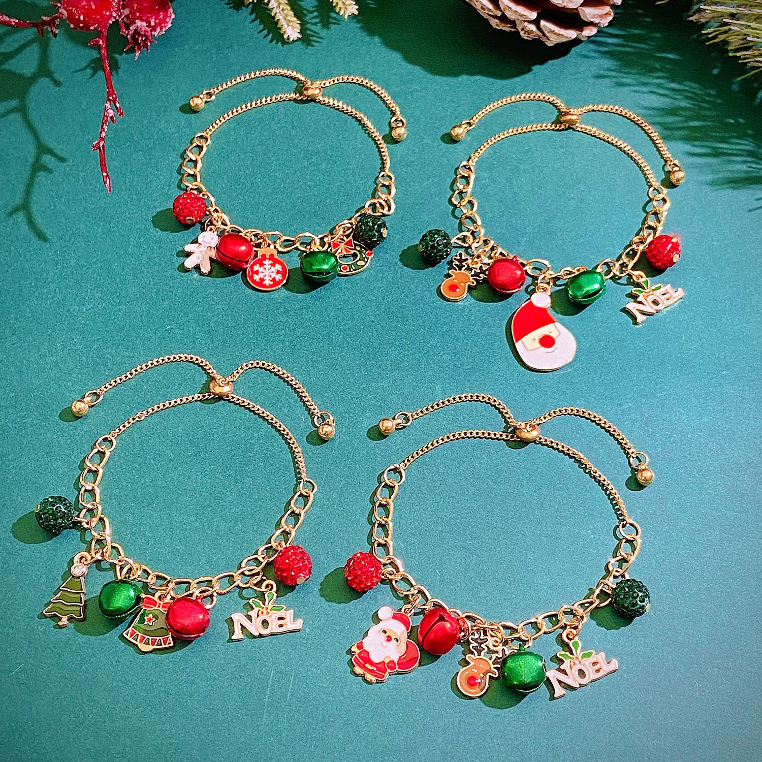 Pulsera de navidad para mujer con dijes de copo y reno_voghion.com