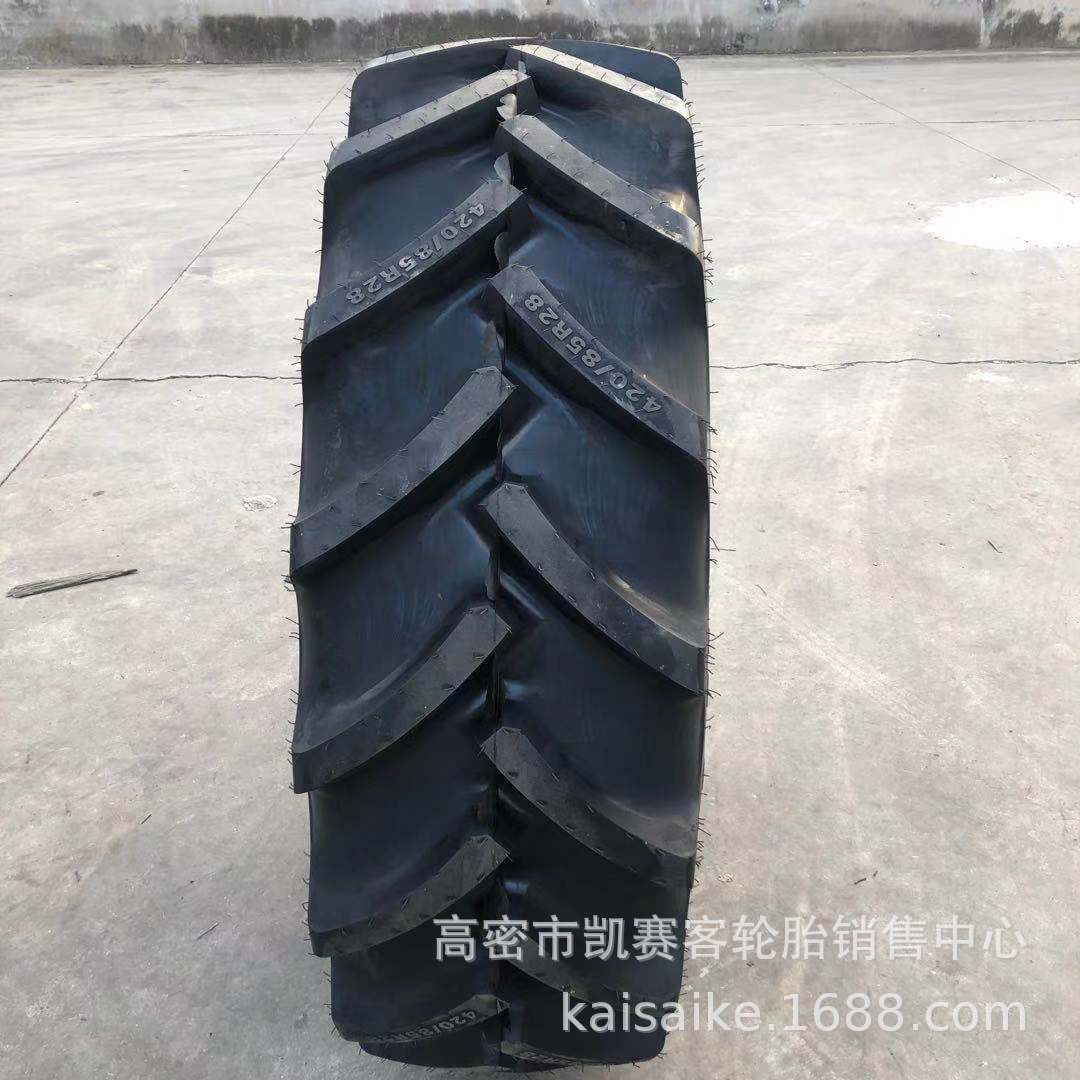 子午线农业轮胎 420/85R28 加宽人字胎 拖拉机轮胎16.9-28