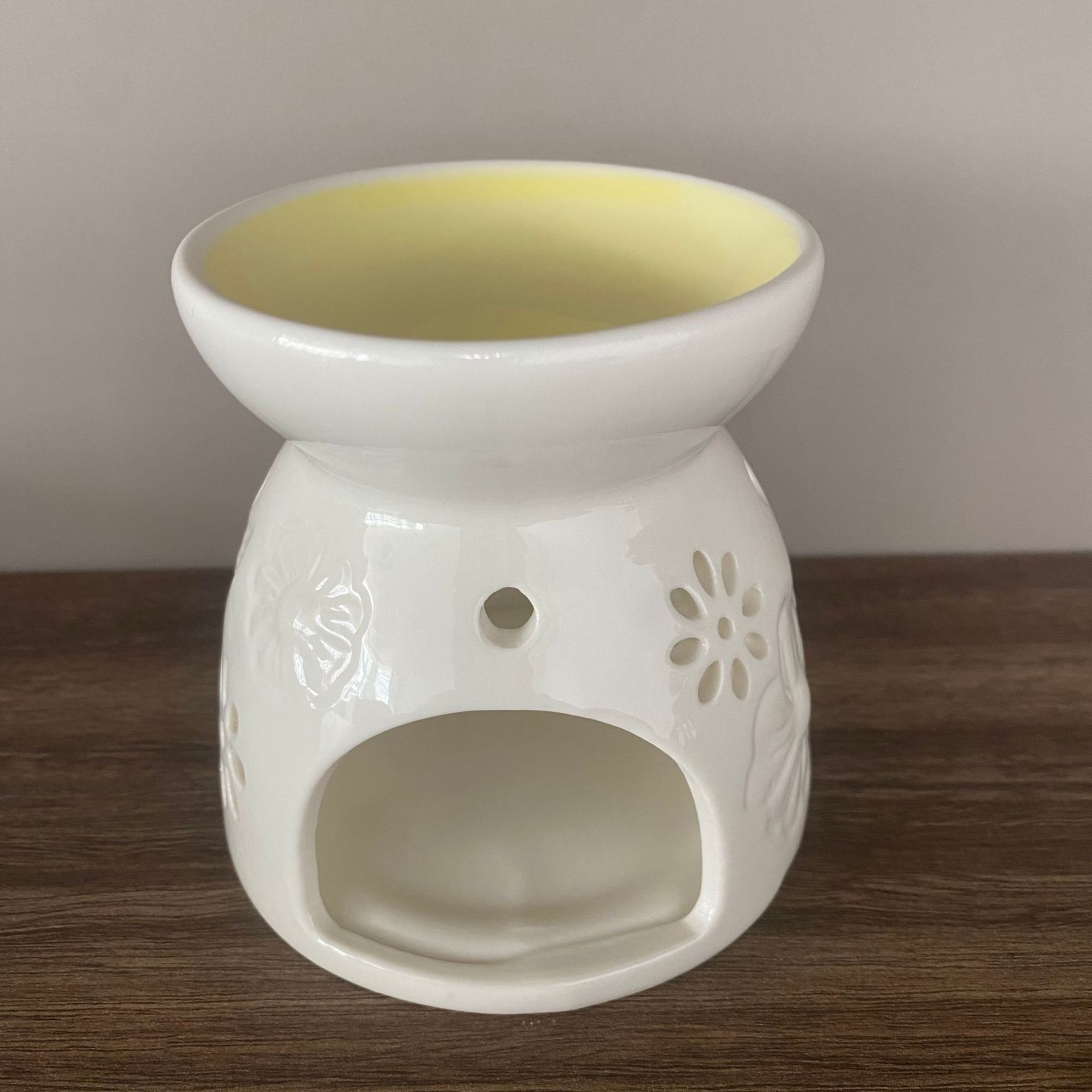 蜡烛陶瓷中号香薰炉精油炉香氛家用室内卧室茶道供佛创意小夜灯摆