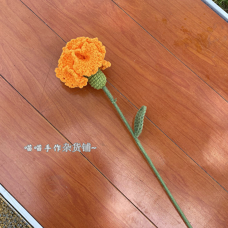 完成した手織りバラ、スズラン、ヒマワリ、造花、ウールニットブーケ、花飾り、ギフト|undefined