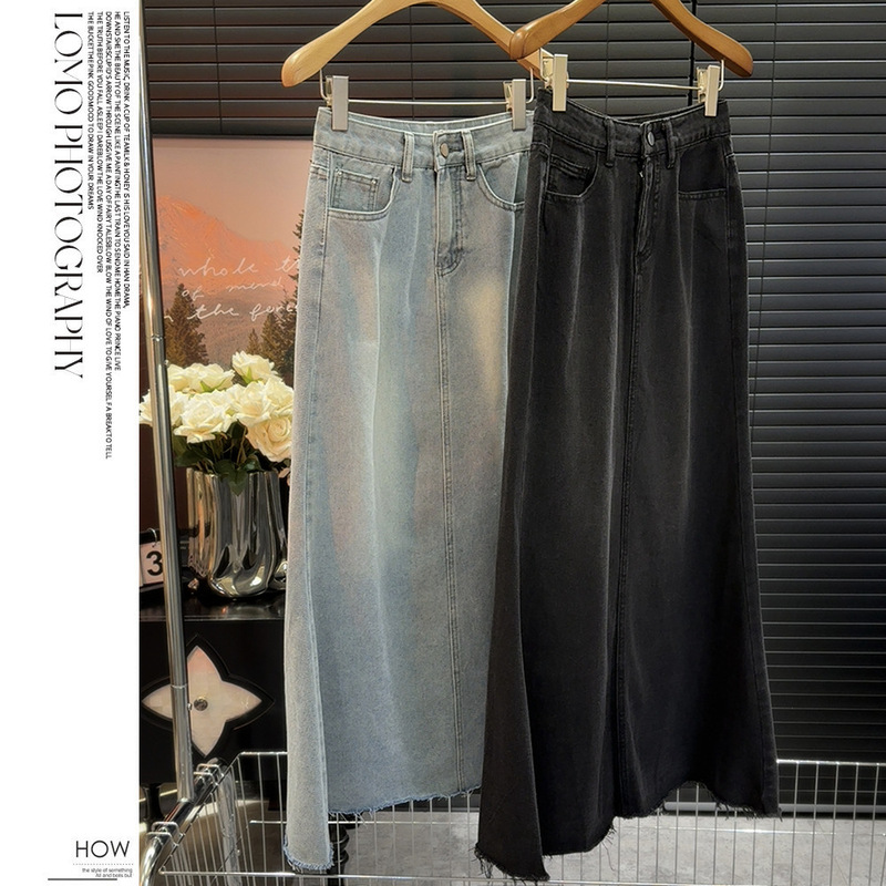 Retro Fishtail Raw Edge Denim Skirt Women's Mid-Length Spring and Summer 2024 New Half-Length Skirt A-Line Slimming Look Hip Skirt