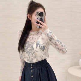 批发水墨细绒圆领长袖莱塞尔天丝蝶恋花印花宽松时尚上衣新款洋气