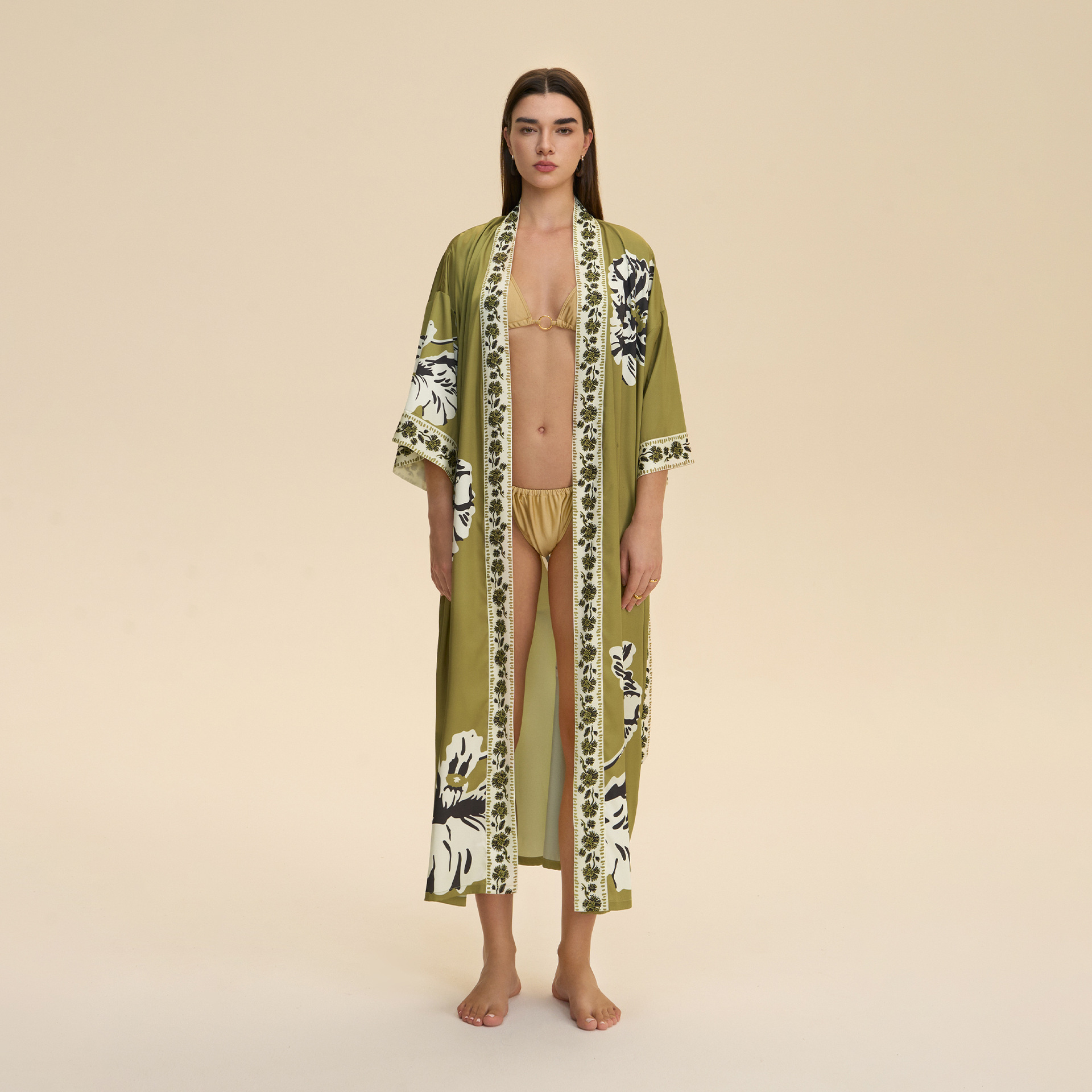 Nuevo europeo y americano transfronterizo larga manga larga larga larga suelta y cómoda kimono ropa de cama impresa para mujeres WP3982