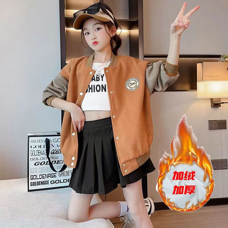 Chaqueta para niñas modelos de otoño e invierno 2024 nuevos uniformes de béisbol de invierno para niños, niñas grandes más chaqueta gruesa de terciopelo, de moda