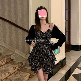 2026新款夏季黑色碎花连衣裙女不规则茶歇裙短裙辣妹收腰吊带裙