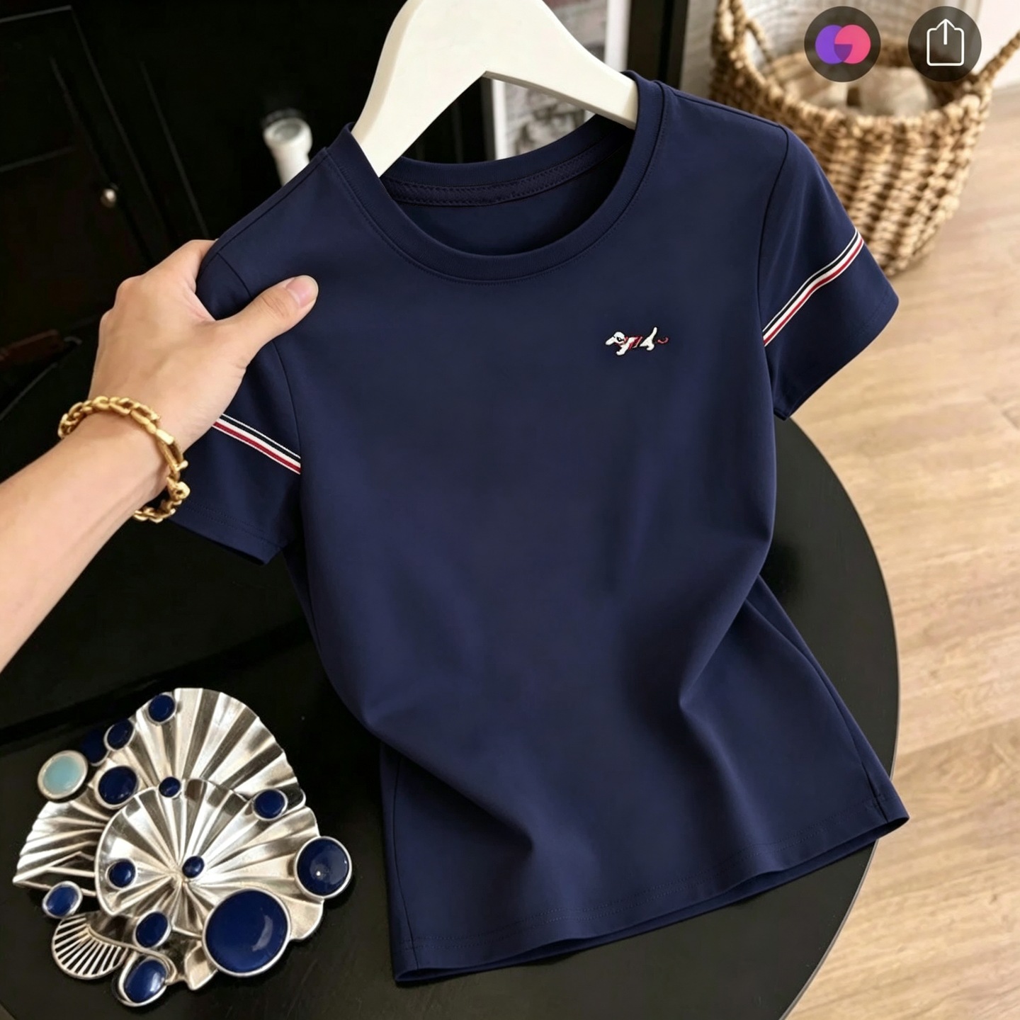Short-Sleeved T-Shirt for Women, New Summer Style, Thin Top, Loose Half-Sleeve, Stylish, Slim-Fit, Flattering Tee