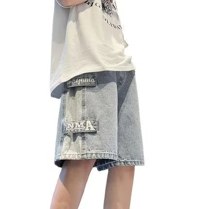 American-style vintage denim shorts for men, summer thin design with large pockets—workwear-inspired five-panel shorts; relaxed-fit, casual shorts for teens.