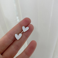 Yisen ESSTUDIO Minimalist Heart Shape Collar Women's Casual Open Cardigan with Oil Button and Knitwear Decorative Buttons