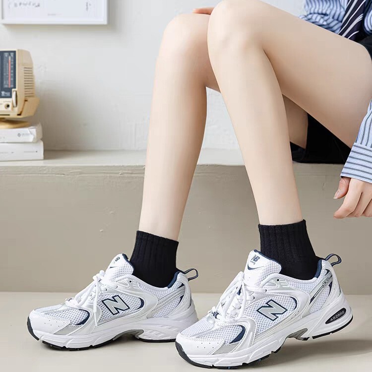 White Socks Men's White Autum High-Quality Combed Cotton Anti-Athlete's Foot and Deodorant 2025 New Mid-Calf Socks Autum and Winter