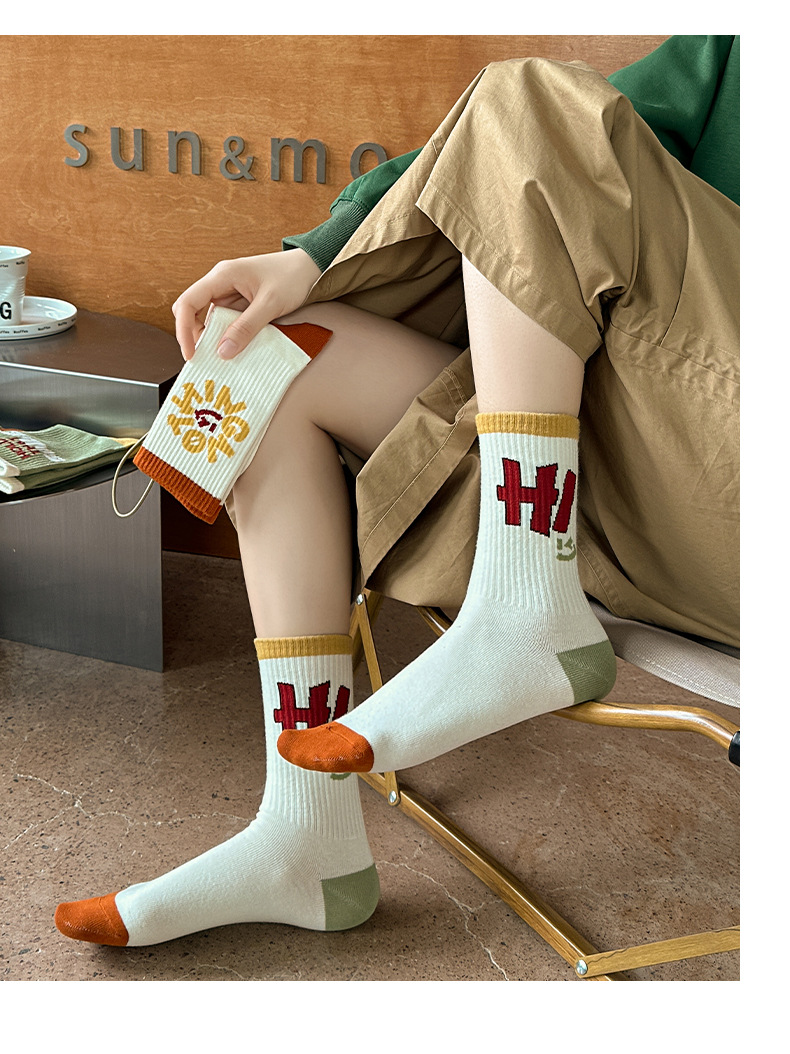 Men's Pastoral Simple Style Color Block Cotton Crew Socks A Pair display picture 1