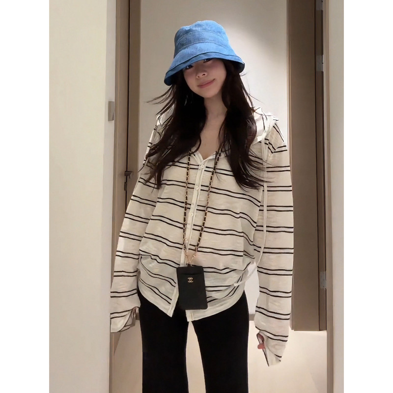 Contrast Color Striped Long-Sleeved Hooded Cardigan Jacket for Women Summer 2026 New Style Single-Breasted Button Thin Sun Protection Shirt Top