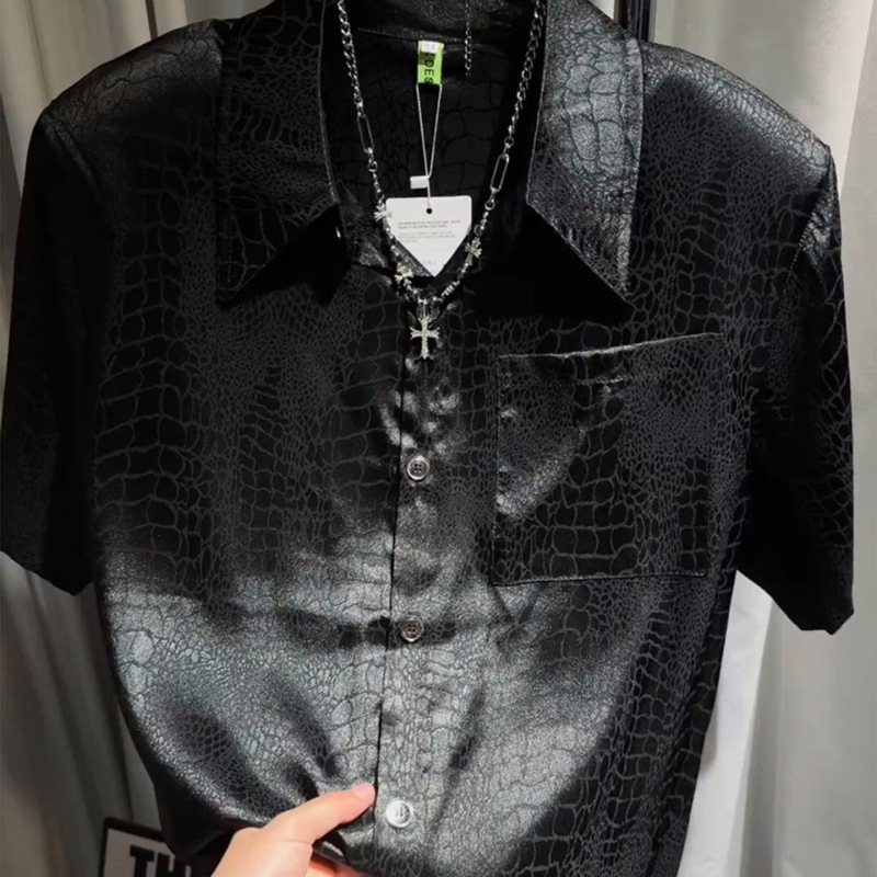 Summer New Trendy Stylish Cool Lapel Short-Sleeve Shirt for Men, Fashionable Crocodile Pattern Casual Loose Shirt