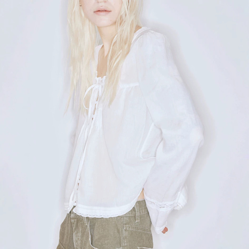 Lace Shirt with a Faux Two-Piece Design, Featuring a Sophisticated and Intellectual Style, Miu-Inspired Siren Style, Slim Fit, New Long-Sleeve Model for Spring and Autumn 2026