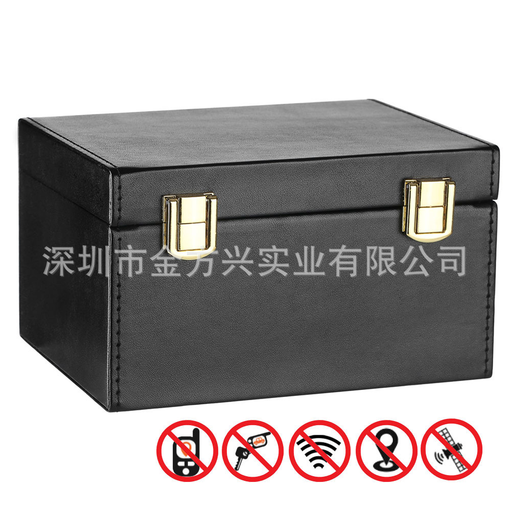 12437332549_1104784047