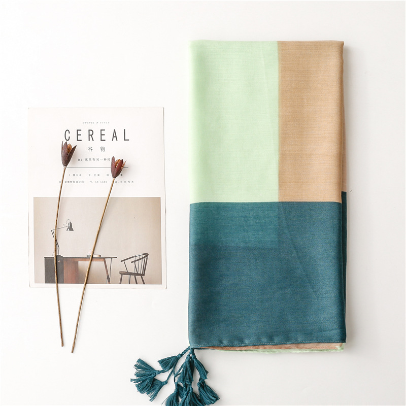 Polyester Material Color Block Pattern Women's Fashion Color Block Polyester Silk Scarves