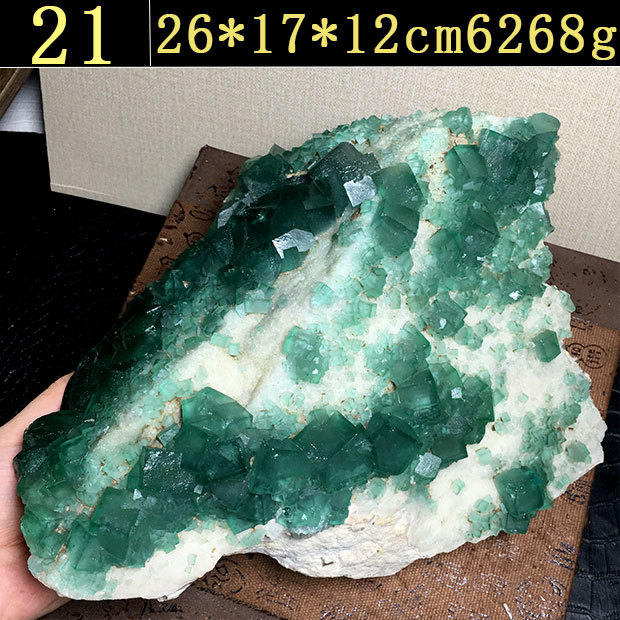 Madagascar Natural Sunlight Green Fluorite Raw Stone Specimen Color Change Green Mineral Crystal 44 sup