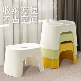 收纳盒;衣钩/挂钩;马桶清洁垫