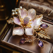 迪莉雪 高奢珠宝首饰定制 魅惑紫高贵玉兰花胸针英国王室贵族胸花
