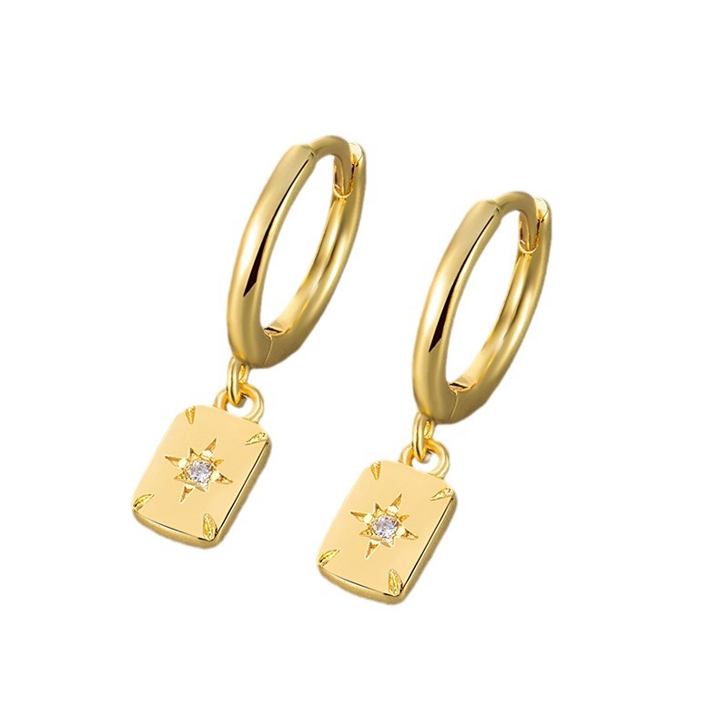 Pendientes hombre estrella diseño minimalista joyería moda_voghion.com