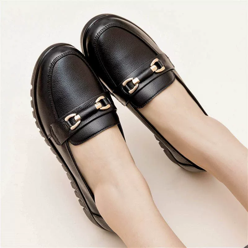 Comfortable shoes for mother for leisure for leather shoes, soft sole, for middle age