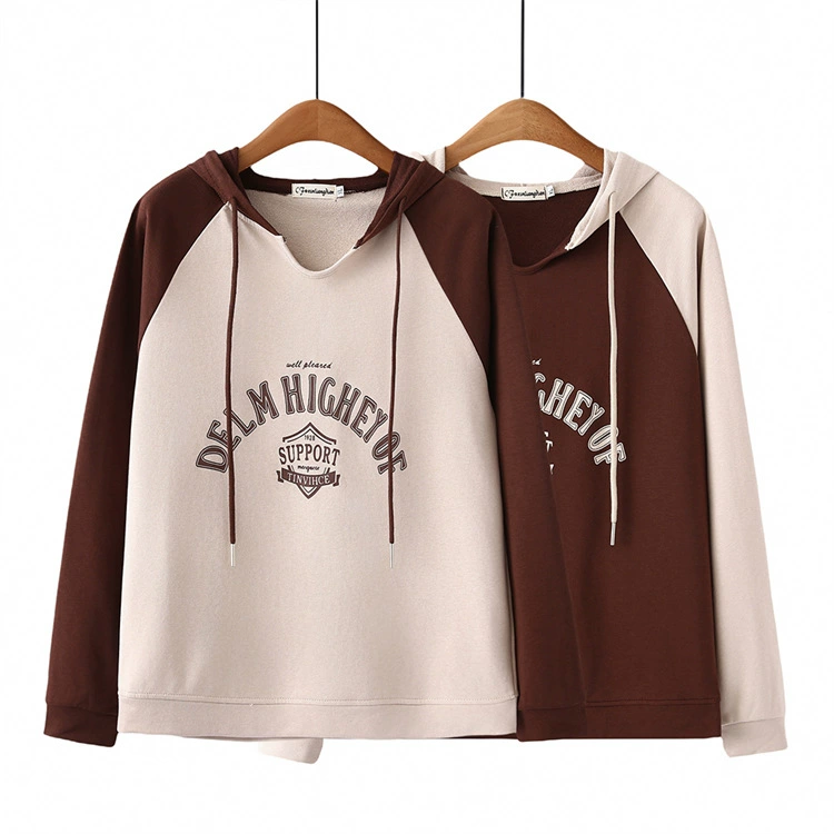 Женская одежда больших размеров 2024 Весна новая пухлая девушка Универсальный Повседневный корейский стиль контрастного цвета рукав реглан свитер с буквенным принтом 381