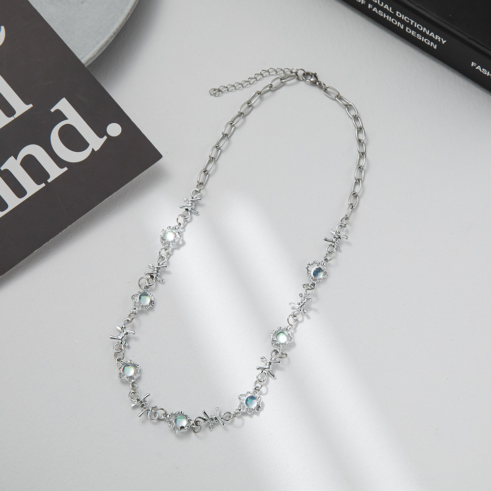 1 Piece Fashion Geometric Alloy Moonstone Womenu0027S Necklace