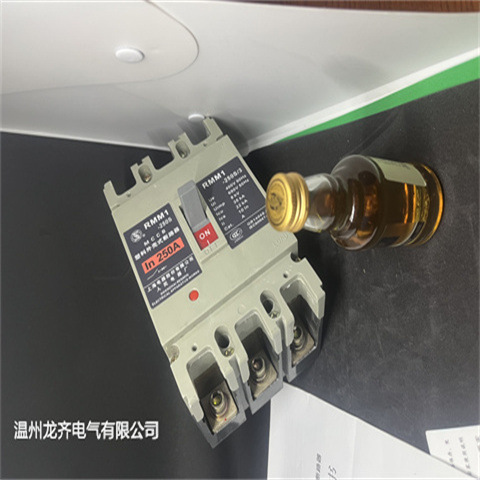 上 海人民RMM1系列交流塑壳断路器RMM1-630S/3330 电动机保护用