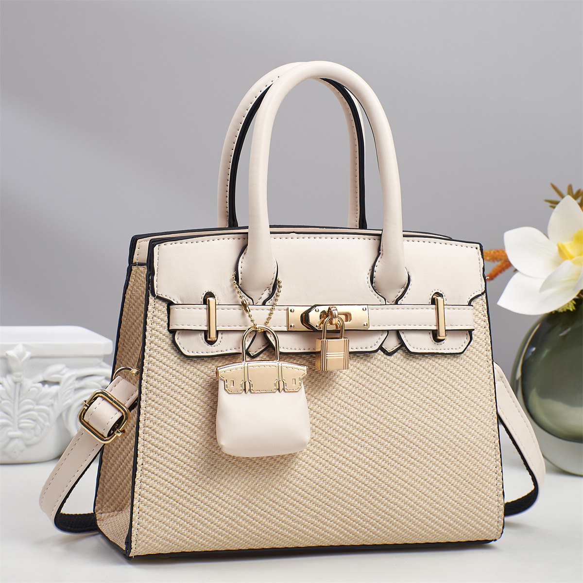 2025 primavera nuevo estilo bolso de mujer bolso grande europeo y americano bolso portátil de cuero suave de gran capacidad mensajero de un solo hombro bolso de mujer