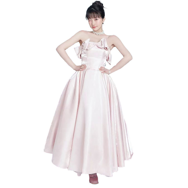 Đầm dạ hội maxi satin thắt eo kiểu Pháp — Màu hồng