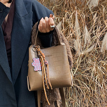 2025�¿�͹ŕr��ʯ�^�y������ˮͰŮ��Ů���e�ٴ����e�μ�б���