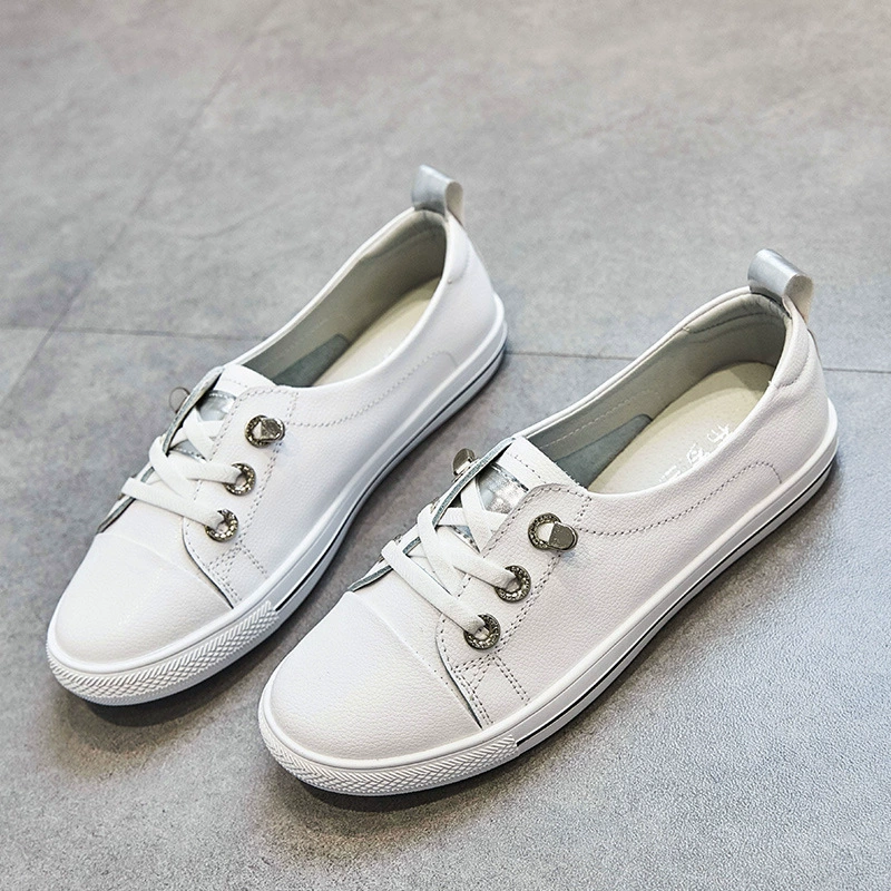 Летняя европейская станция педали мягкая подошва, мягкая и удобная женская обувь 2024 новые кожаные маленькие белые туфли, женские легкие туфли