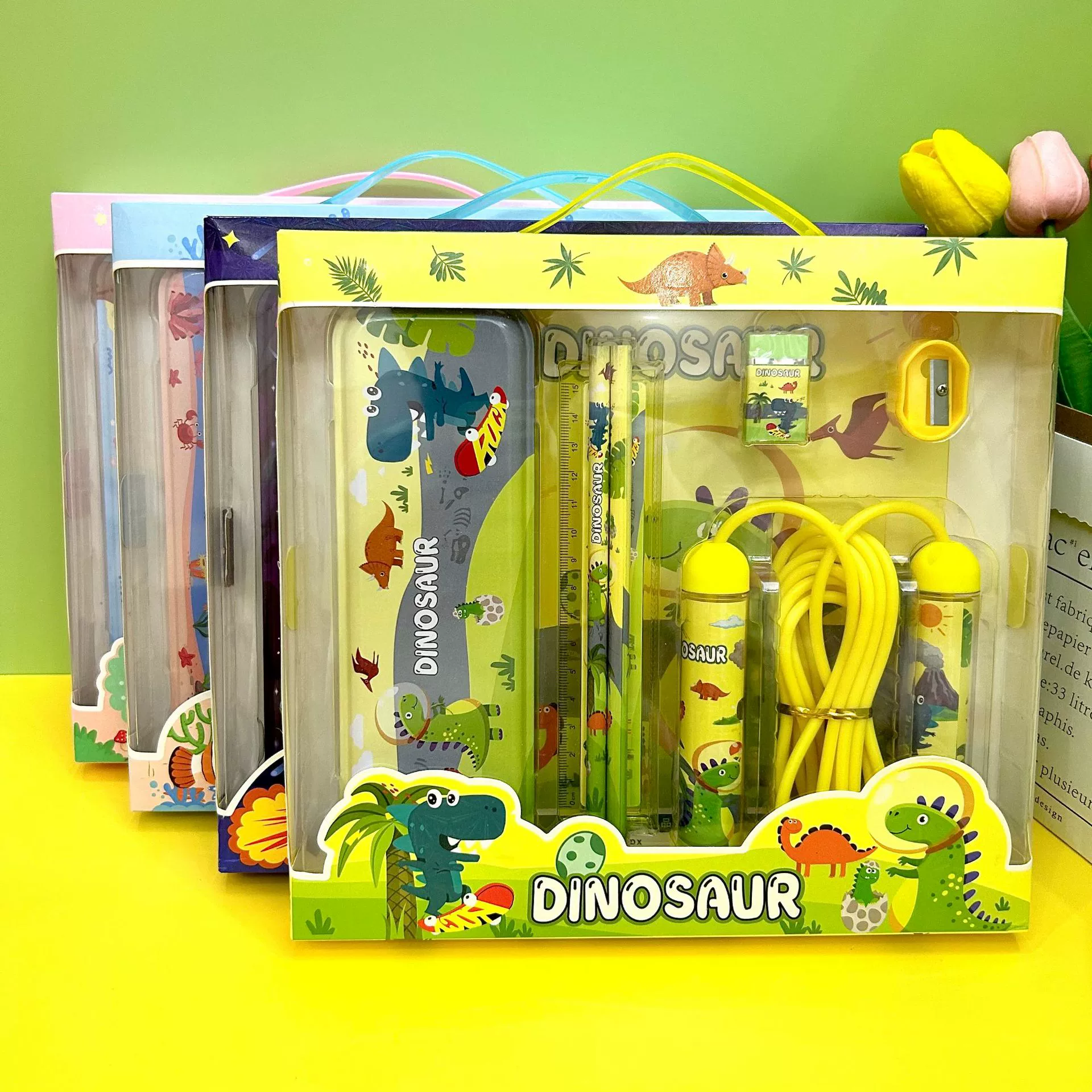 Мультяшный канцелярский костюм из семи предметов Подарочная коробка на День защиты детей портативный подарок детский сад школьные принадлежности приз