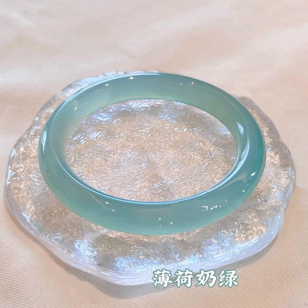 岫玉手镯女玉镯天青冻玉髓手镯冰透浅绿玉镯油青镯子