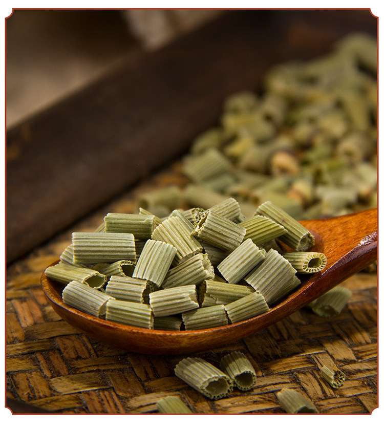 Dried Horsetail Herb Jie Jie Cao 500g Wild Whole Grass Traditional Herbal Tea Ingredient in use