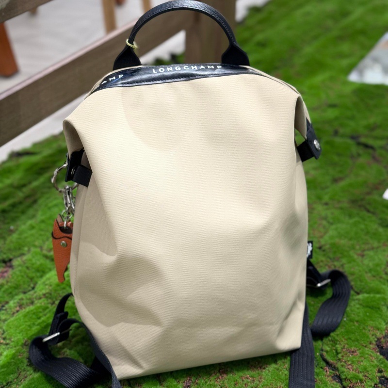 Energy off-white backpack