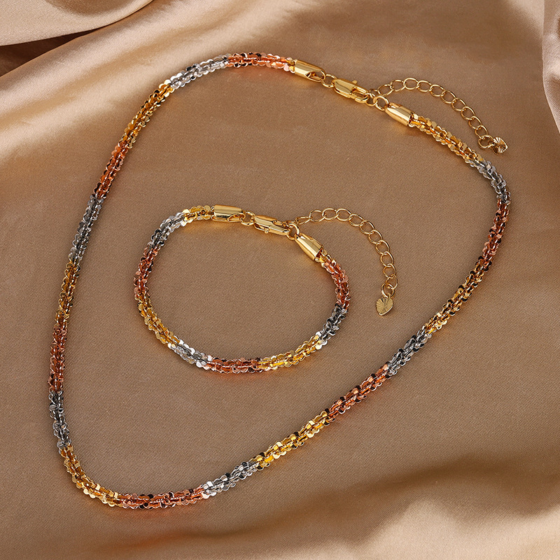 Zhuang Sheng joyería temperamento retro nicho al por mayor collar de diseño versátil galvanizado color oro cubano cadena traje mujeres