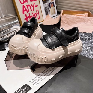 �W؛�r�����f���^���ЬŮ����ɸ�ħ�g�N�ٴ�С�����������e��Ь