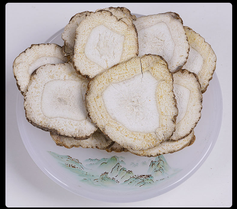 Bai Zhi Slices (Angelica dahurica) — Sulfur-Free Dried Food Herb, Spice & Sachet Ingredient in use