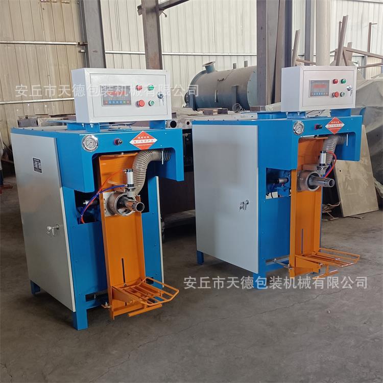 价格优惠液体灌装机 自动称重阀口袋包装秤 新型不锈钢粉料包装机