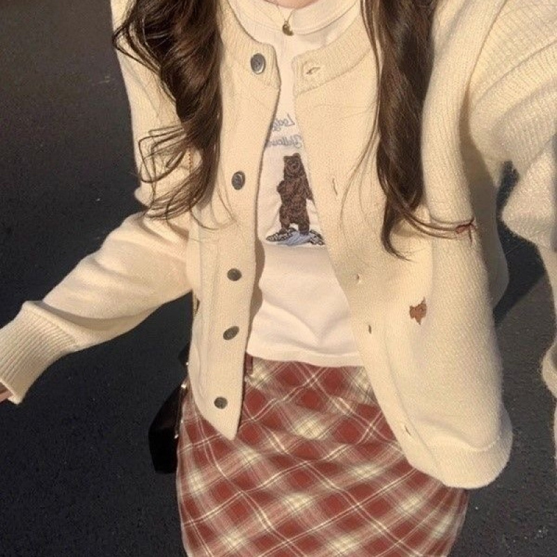 Cute sweater with bow