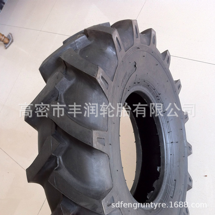 厂家直发7.00-12拖拉机轮胎农用轮胎人字花轮胎700-12 正品新轮胎